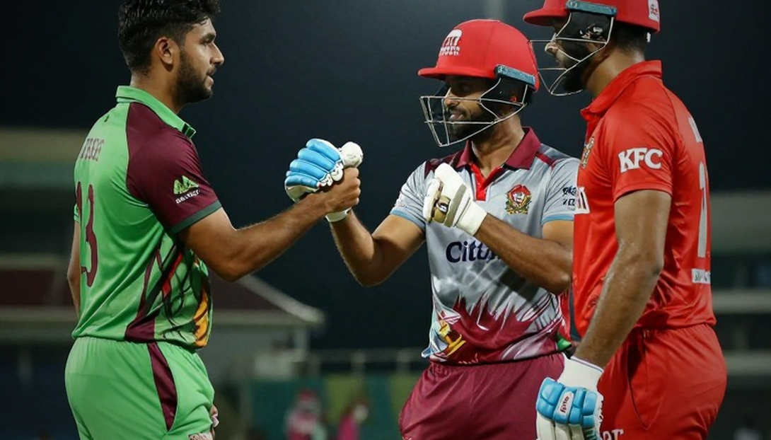 অধিনায়কত্ব ছাড়লেন সুদারল্যান্ড, ফিরলেন ল্যানিং: মেলবোর্ন স্টার্সের নেতৃত্বে যে হিসাবটা কেউ করছে না অধিনায়কত্ব ছাড়লেন সুদারল্যান্ড, ফিরলেন ল্যানিং: মেলবোর্ন স্টার্সের নেতৃত্বে যে হিসাবটা কেউ করছে না