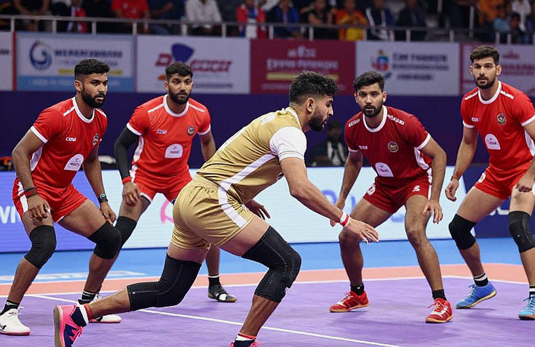 মাঙ্গার স্প্লিট: জাপানের কাবাডি স্বপ্ন কেন ম্যাটের মাপে বেমানান মাঙ্গার স্প্লিট: জাপানের কাবাডি স্বপ্ন কেন ম্যাটের মাপে বেমানান