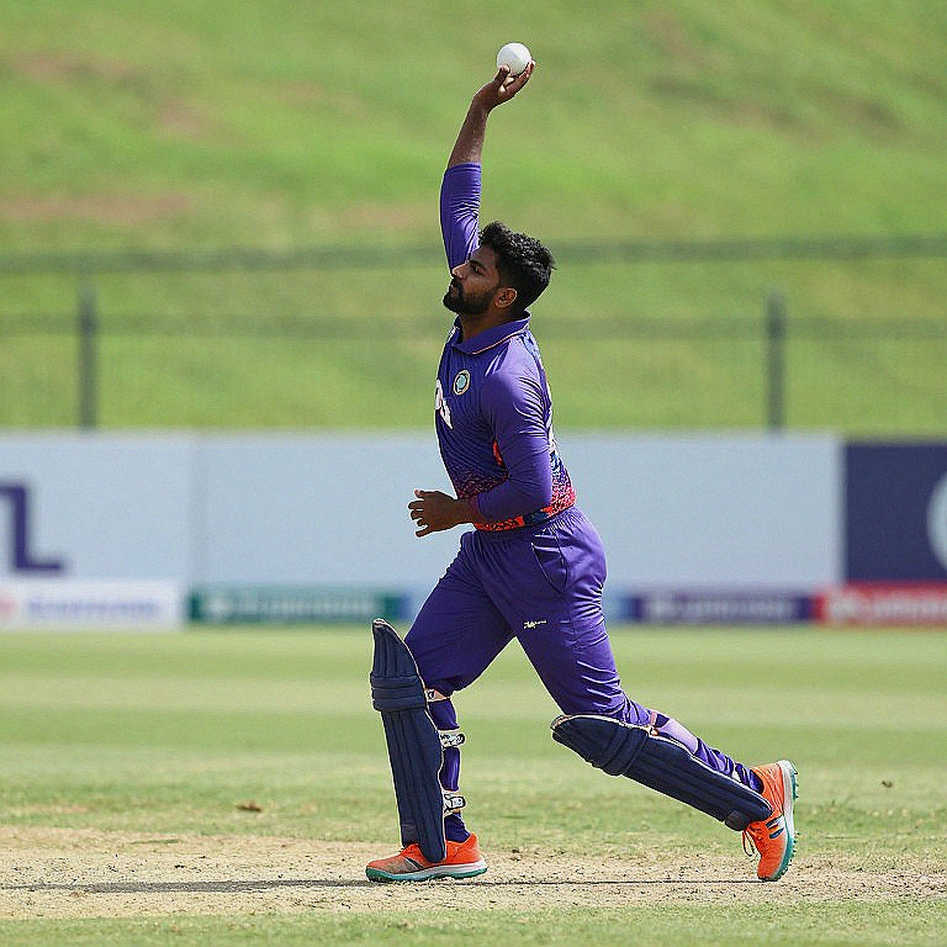 ট্রান্সফার উইন্ডোর আসল হিসাব: এশিয়ার ফ্র্যাঞ্চাইজি ক্রিকেটে টাকা কোথায় যায়, আর ক্যালেন্ডার কাকে চাপে রাখে