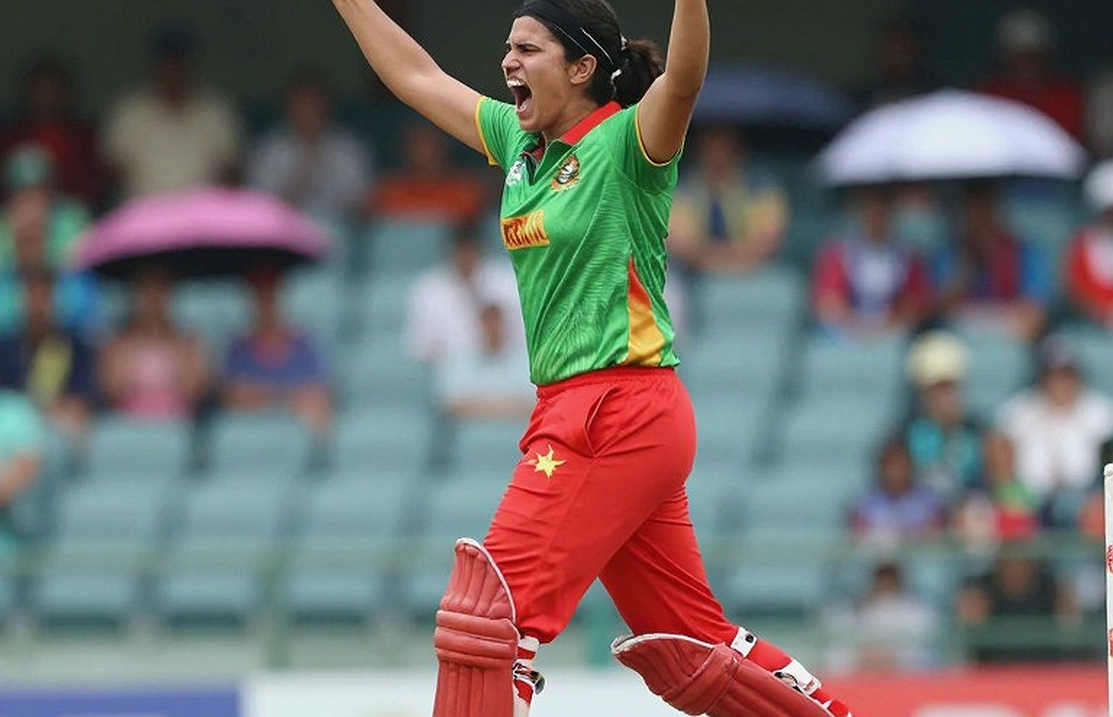 লিমানসা থিলকারত্নে: নামের আড়ালে লুকিয়ে থাকা লেগ-স্পিন প্রতিভা লিমানসা থিলকারত্নে: নামের আড়ালে লুকিয়ে থাকা লেগ-স্পিন প্রতিভা