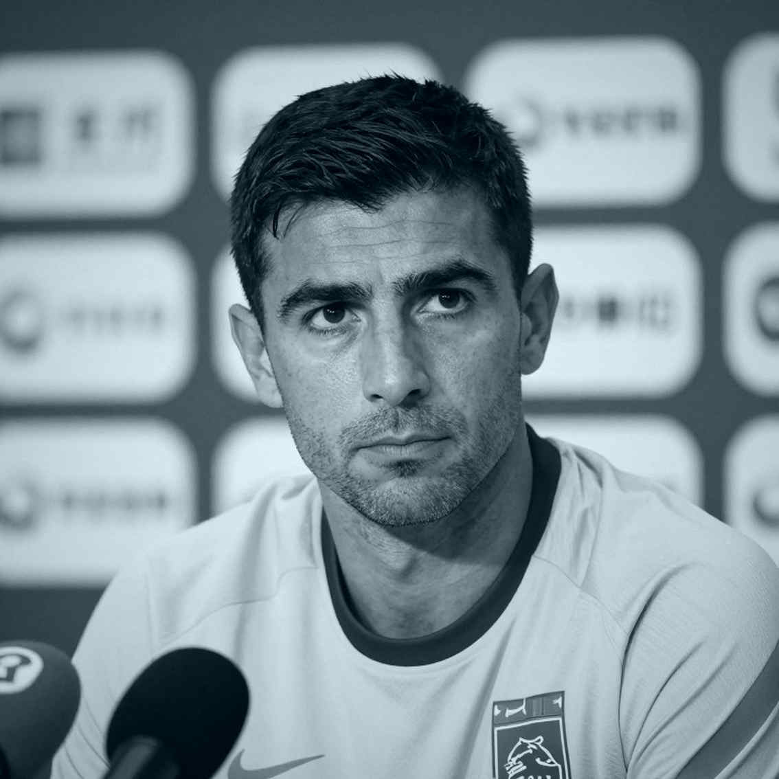 Aguirre Was Hired to Put Out Valencia's Fire — But the Fire Isn't in the Dugout Aguirre Was Hired to Put Out Valencia's Fire — But the Fire Isn't in the Dugout