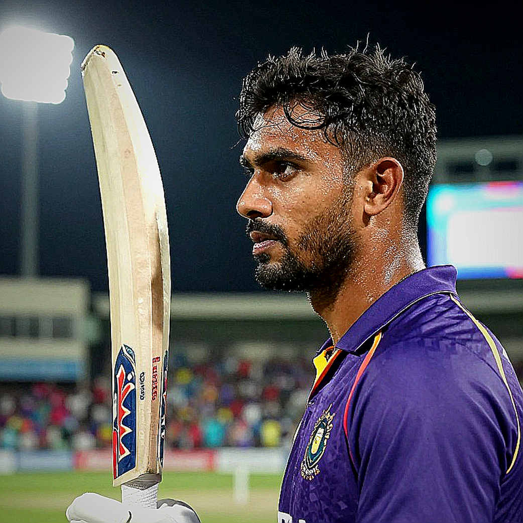 The Preserved-Wicket Myth: T20 Knockouts Are Lost in the Middle Eight Overs