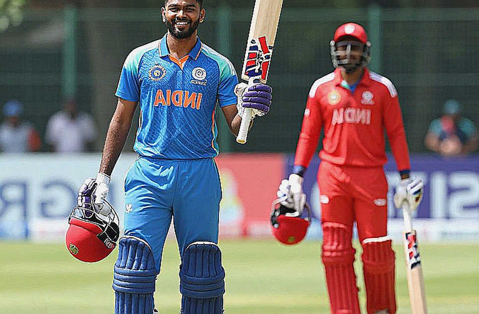 Dhananjaya de Silva relinquishes Sri Lanka's Test captaincy: the real question is now succession Dhananjaya de Silva relinquishes Sri Lanka's Test captaincy: the real question is now succession