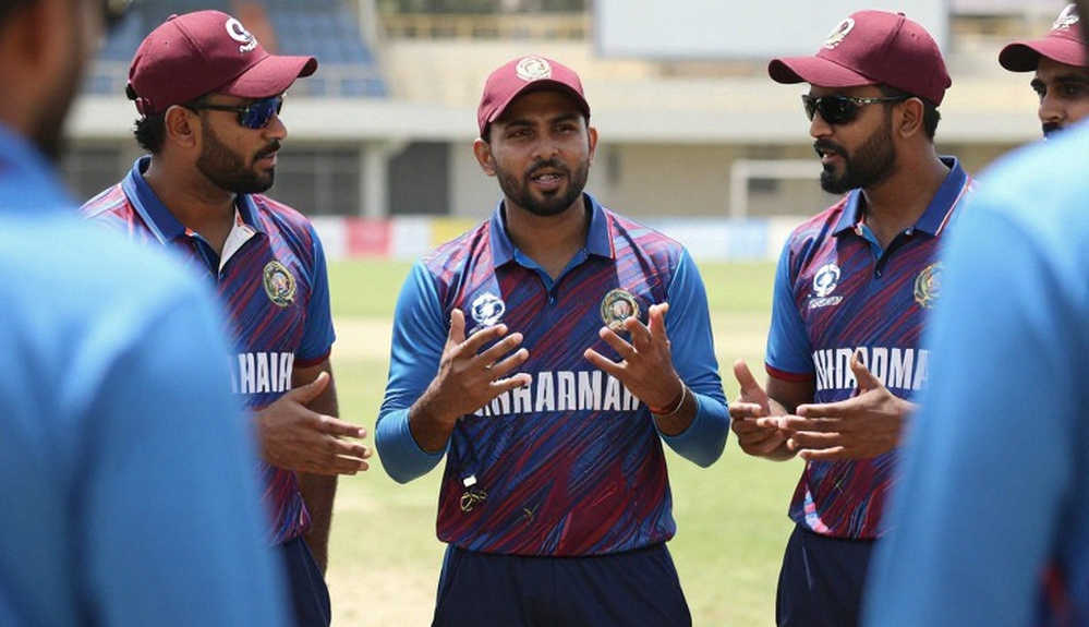 ক্যাপ্টেন বানিয়ে যাকে ছেড়ে দেওয়া হলো: ল্যাঙ্কাশায়ারের সিদ্ধান্তে অ্যান্ডারসনের ২৫ বছরের শেষ অধ্যায়
