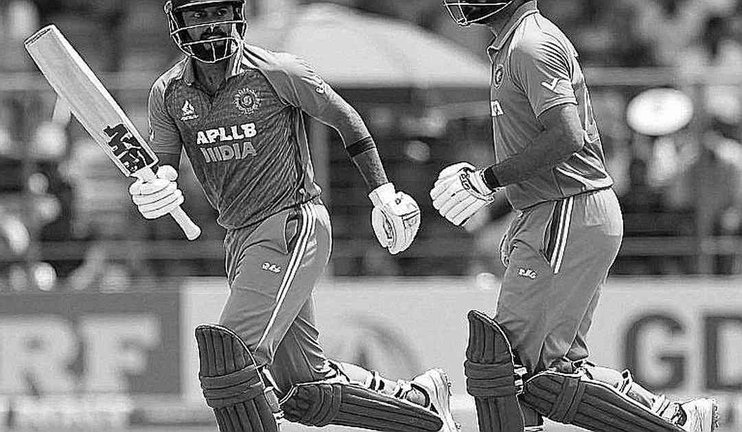 Two Scoreboards of Tokens: Blockchain's Low-Slow Over in Cricket's Economy of Fandom