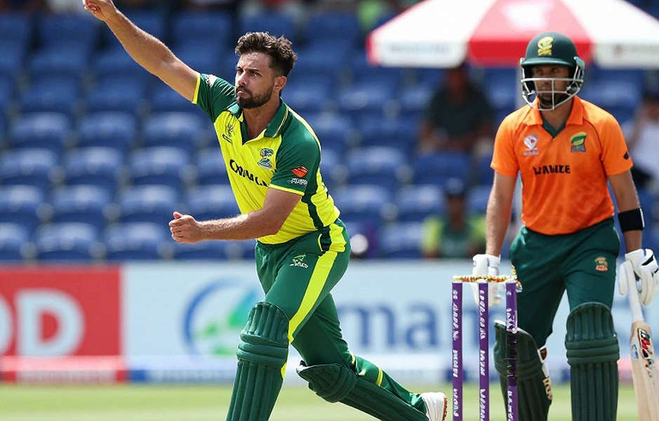 না-দাখিল করা শৈশব: বয়স-গোষ্ঠী ক্রিকেটের খাতায় কে পড়ে থাকে