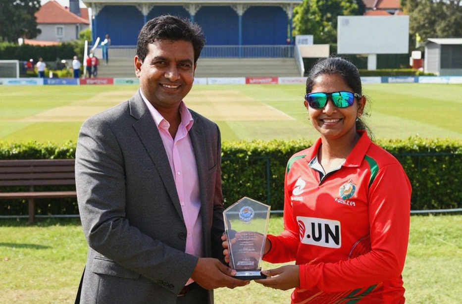 ডিউব বাদ, কুলদীপ বাদ: ইন্দোরের পিচ যে বার্তা পাঠাল ভারতকে