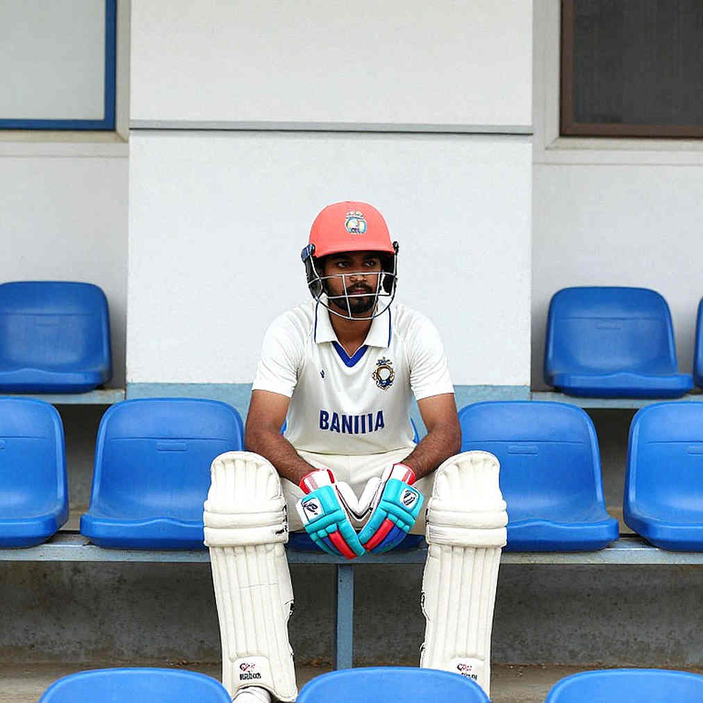 একই দিনে দুই টেস্টের চতুর্থ দিন: আবুধাবির নিরপেক্ষ মাঠ আর ছড়িয়ে-পড়া সম্প্রচারের লেজার